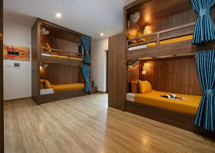 Cocoon Inn Cat Ba